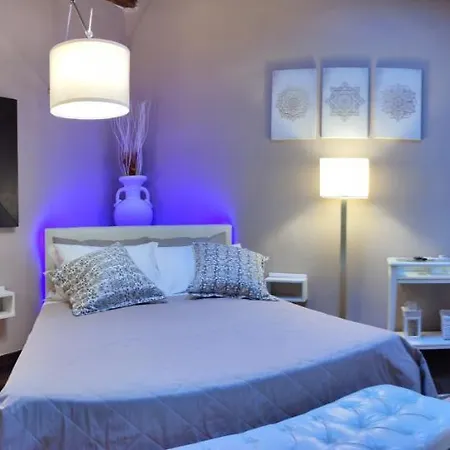Dimora Arco - Old Town Bed & Breakfast