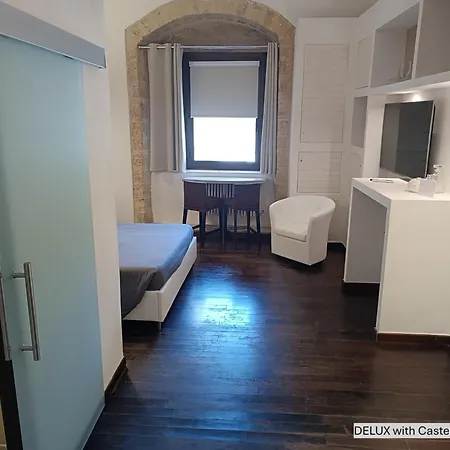 Dimora Arco - Old Town Bed and breakfast 4*