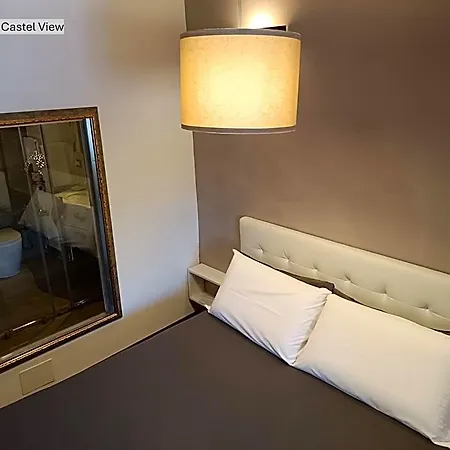 Dimora Arco - Old Town Couette-café 4*